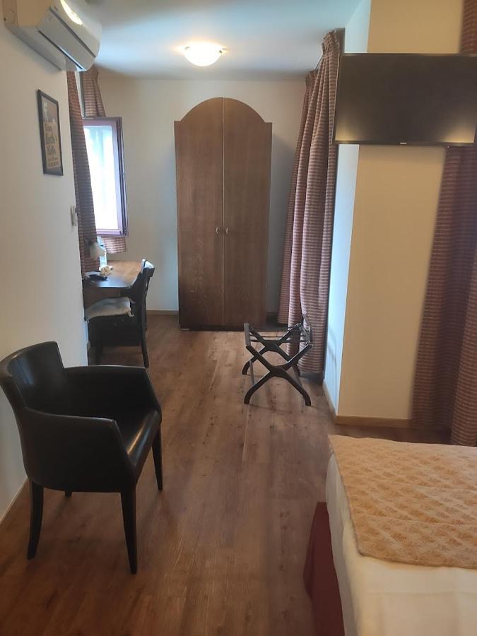 Hotel Van Reeth'S Koffiebranderij Puurs ภายนอก รูปภาพ